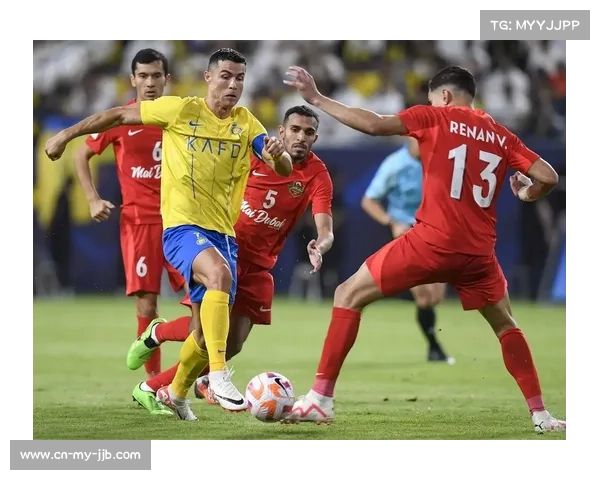 VAR判罚再成焦点，斯特拉斯堡点球争议引发讨论